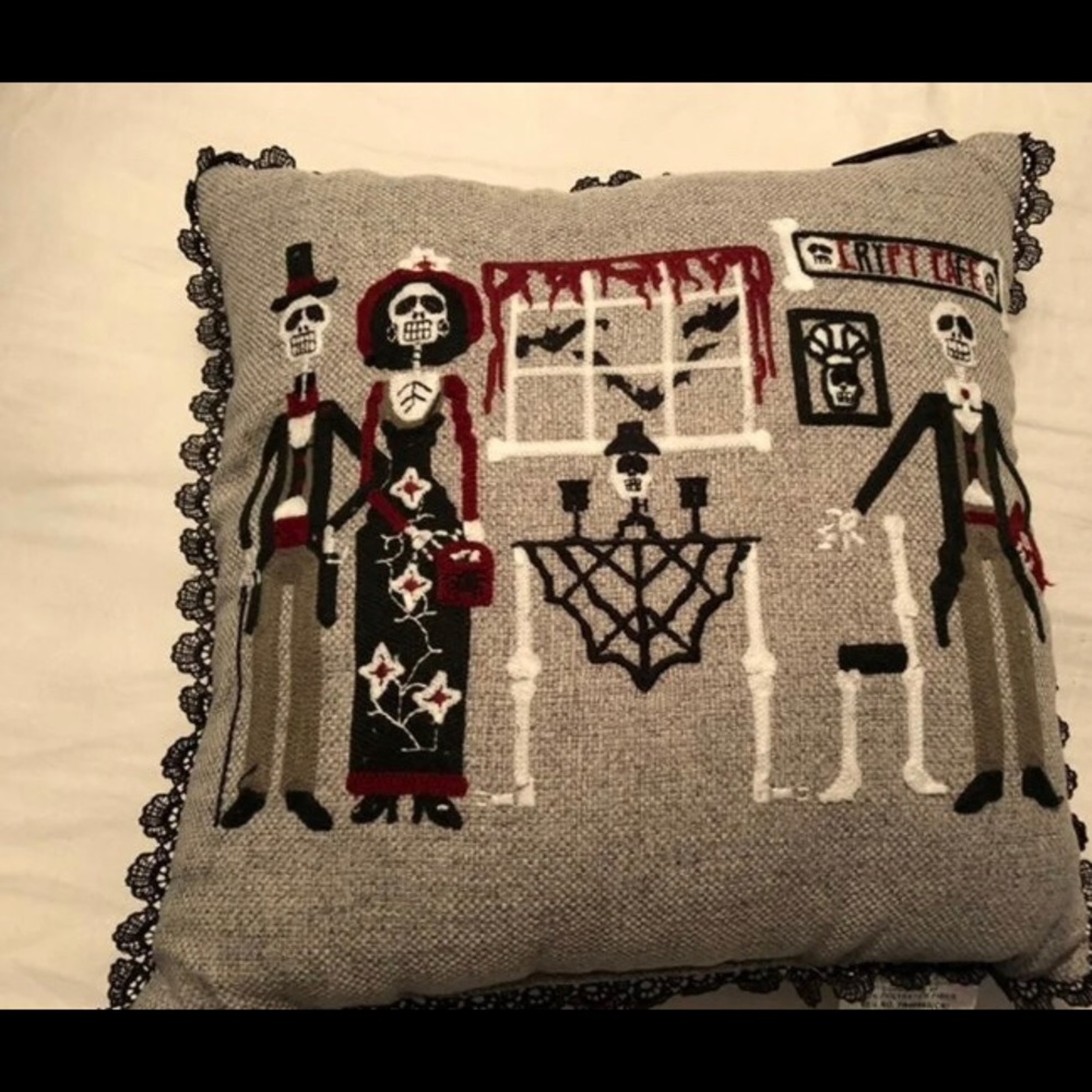 Pillows Seasonal